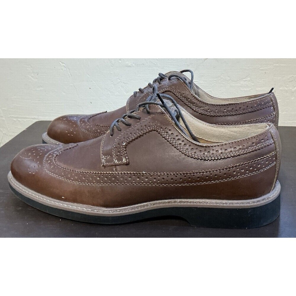 G.H. Bass & Co. "Windsor" Wingtip Oxfords Size 10.5